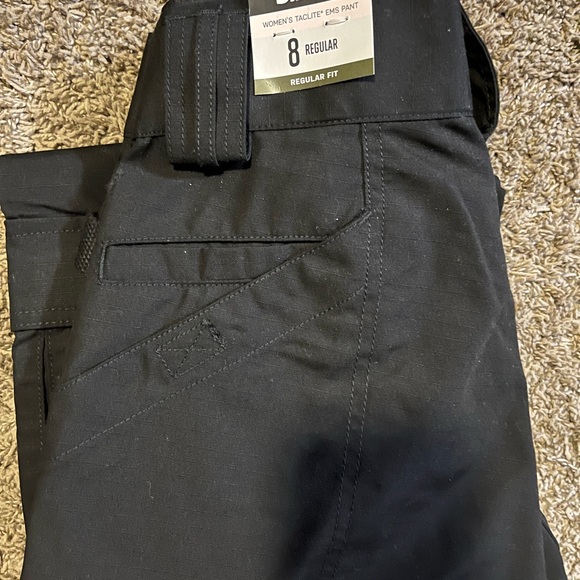 5.11 tactical EMS/Fire pants size 8 never worn!! - Picture 3 of 3